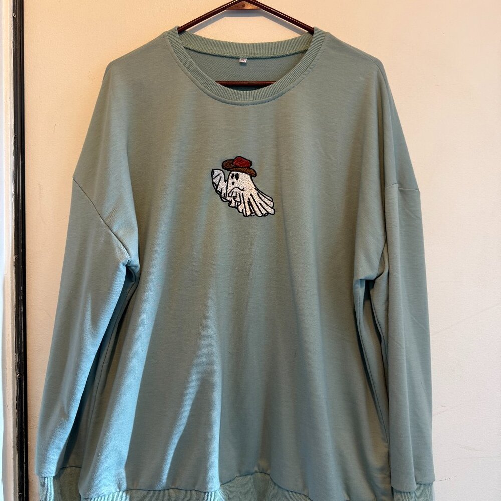 Cowboy Ghost Sweatshirt XL NWOT (159)